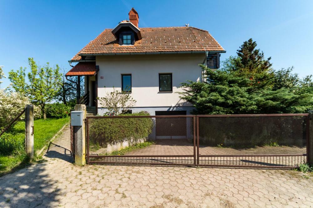 D&J House Villa Ormoz ภายนอก รูปภาพ